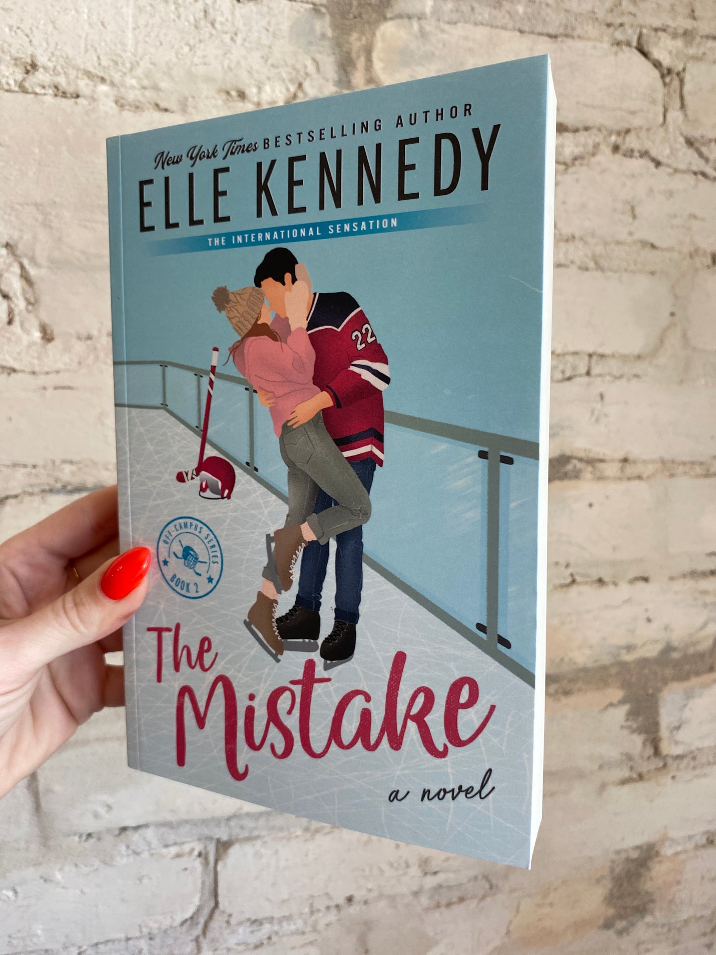 The Mistake by Elle Kennedy (Off Campus: Book 2)