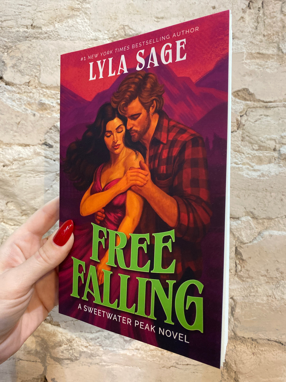 Free Falling by Lyla Sage (Sweetwater Peak: Book 2)