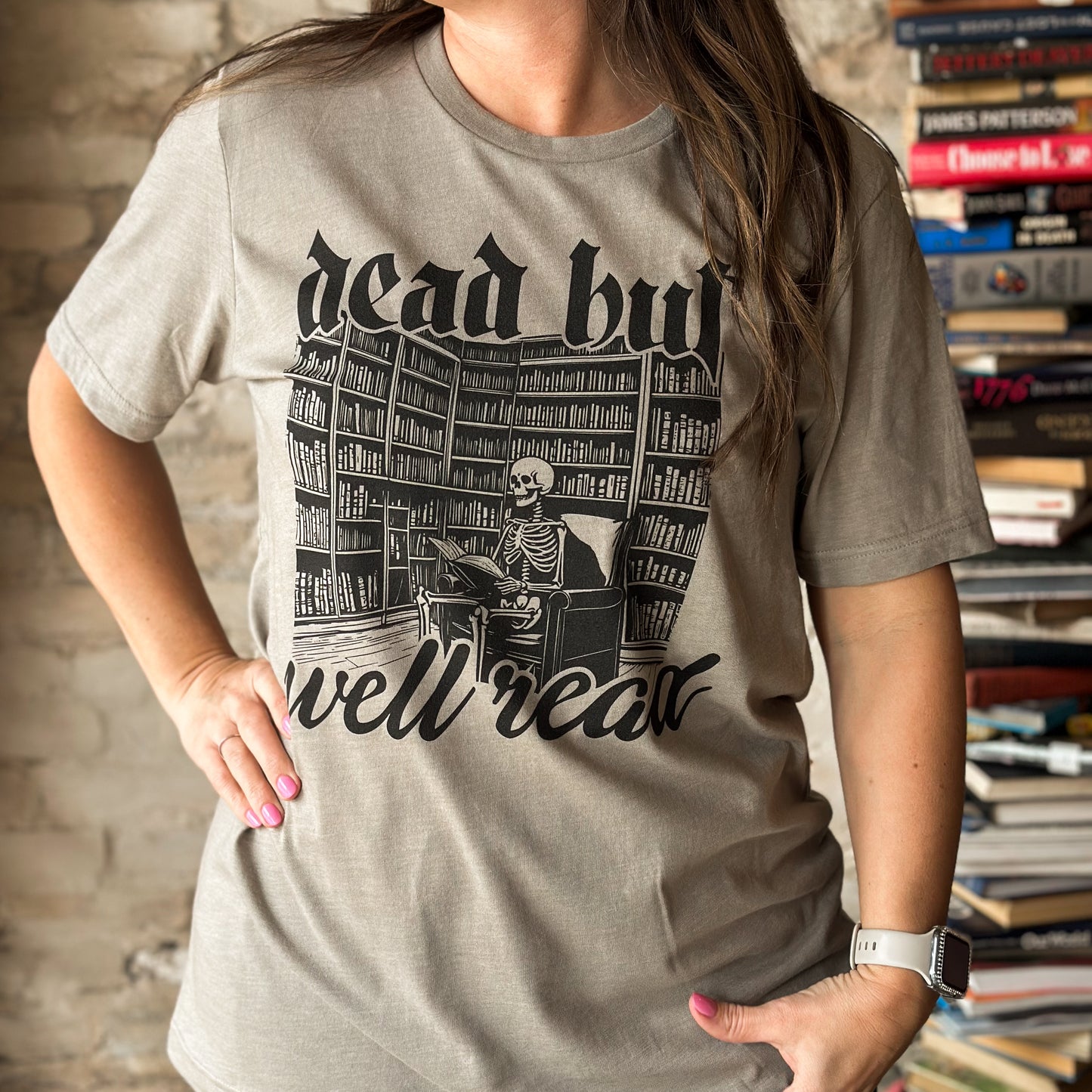 Dead but well read T Shirt