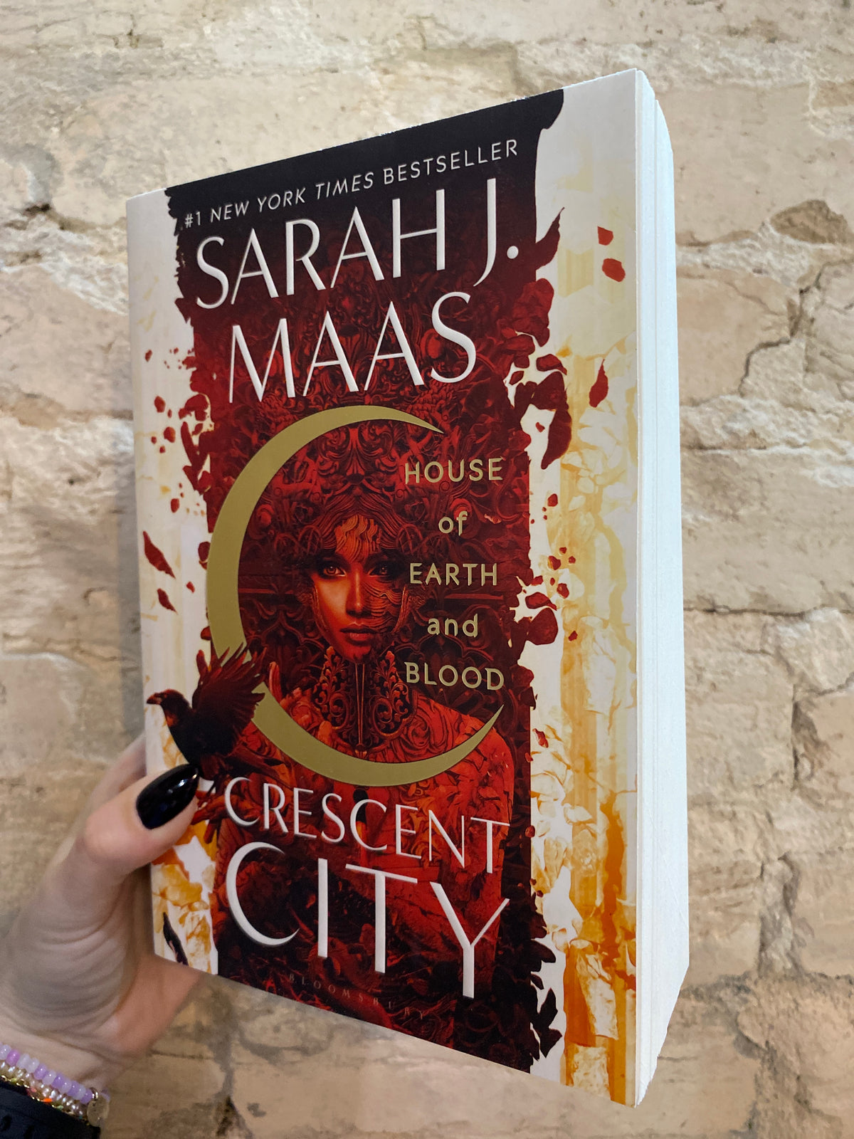 House of Earth and Blood by Sarah J. Maas (Crescent City: Book 1)