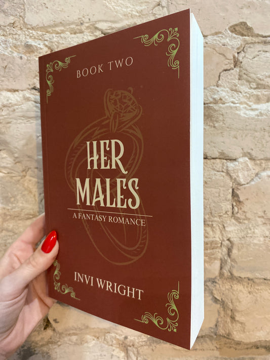 Her Males by Invi Wright (The Female: Book 2)
