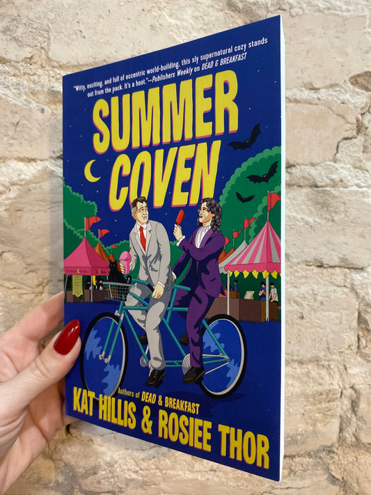 Summer Coven by Kat Hills and Rosiee Thor (A Dead & Breakfast Mystery: Book 2)