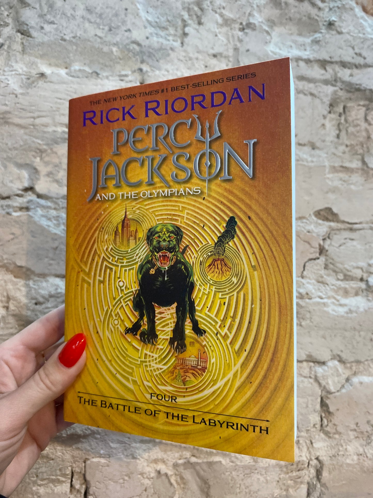 Percy Jackson and the Olympians: The Battle of the Labyrinth (Book 4)