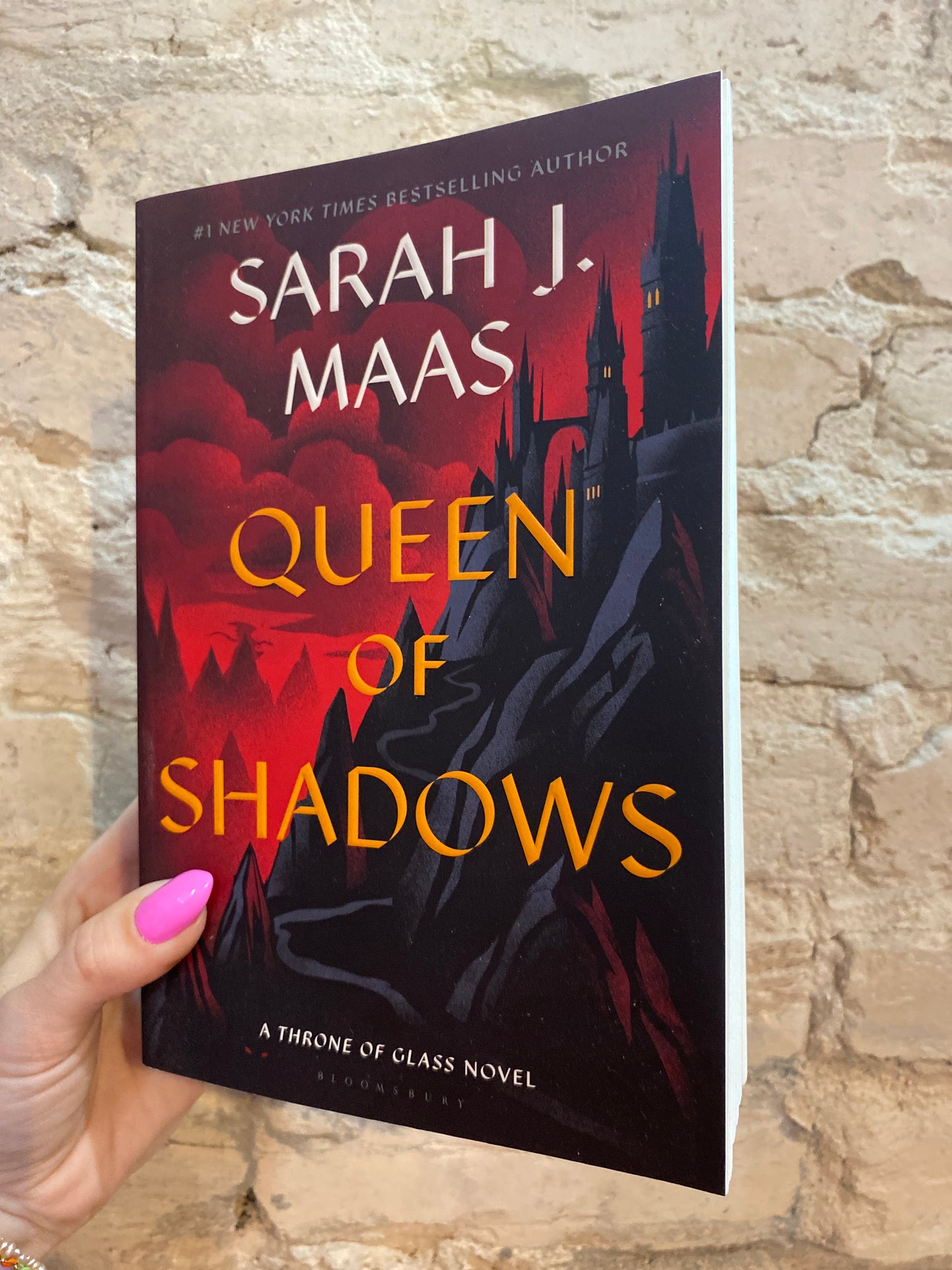 Queen of Shadows by Sarah J. Maas (paperback) (Book 4)