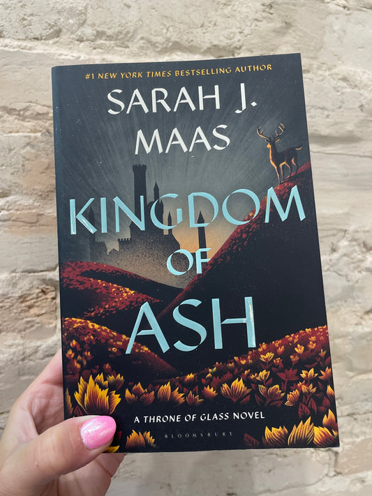 Kingdom of Ash (paperback)