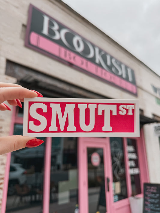 Smut Street Sign