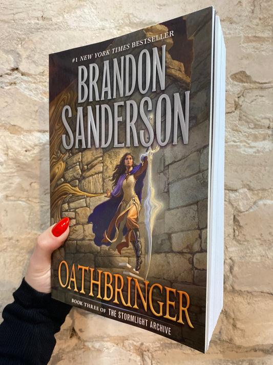 Oathbringer by Brandon Sanderson (The Stormlight Archive: Book 3)