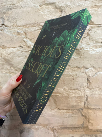 Vicious Secret by Morgan Bridges (The Obsidian Order: Book 1)