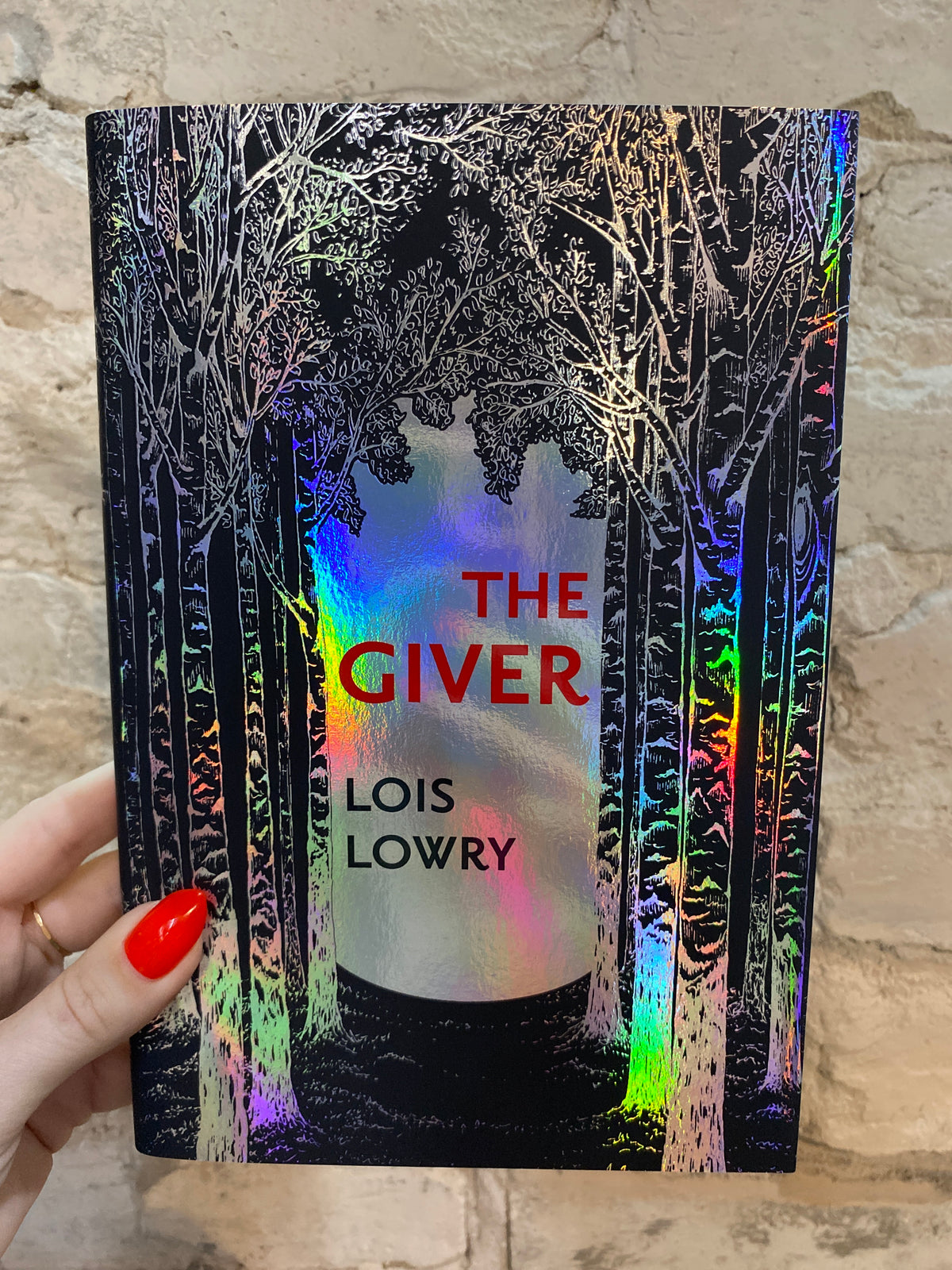 The Giver by Lois Lowry (The Giver: Book 1) (Deluxe Hardcover)