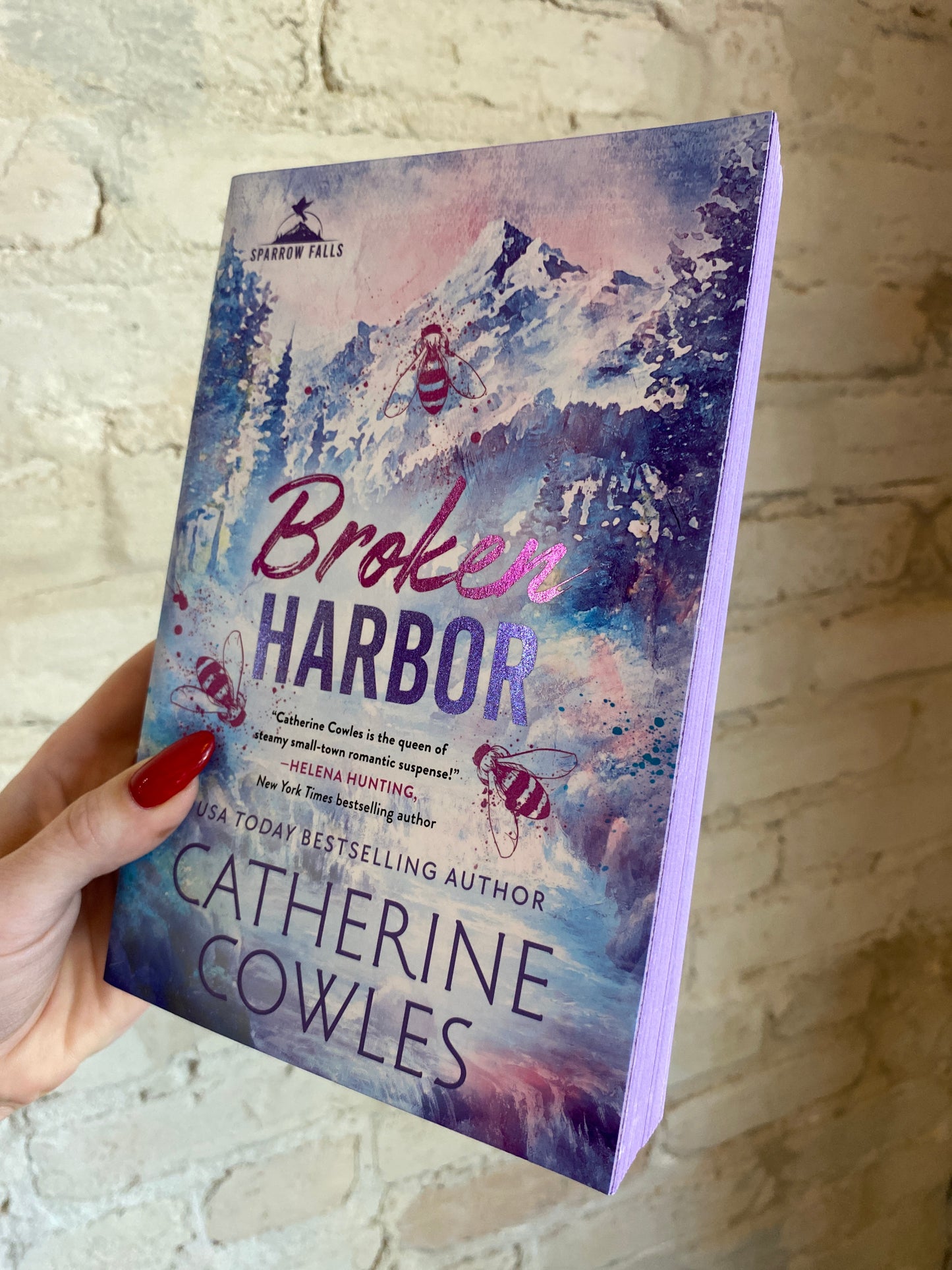 Broken Harbor (Deluxe Edition) Catherine Cowles