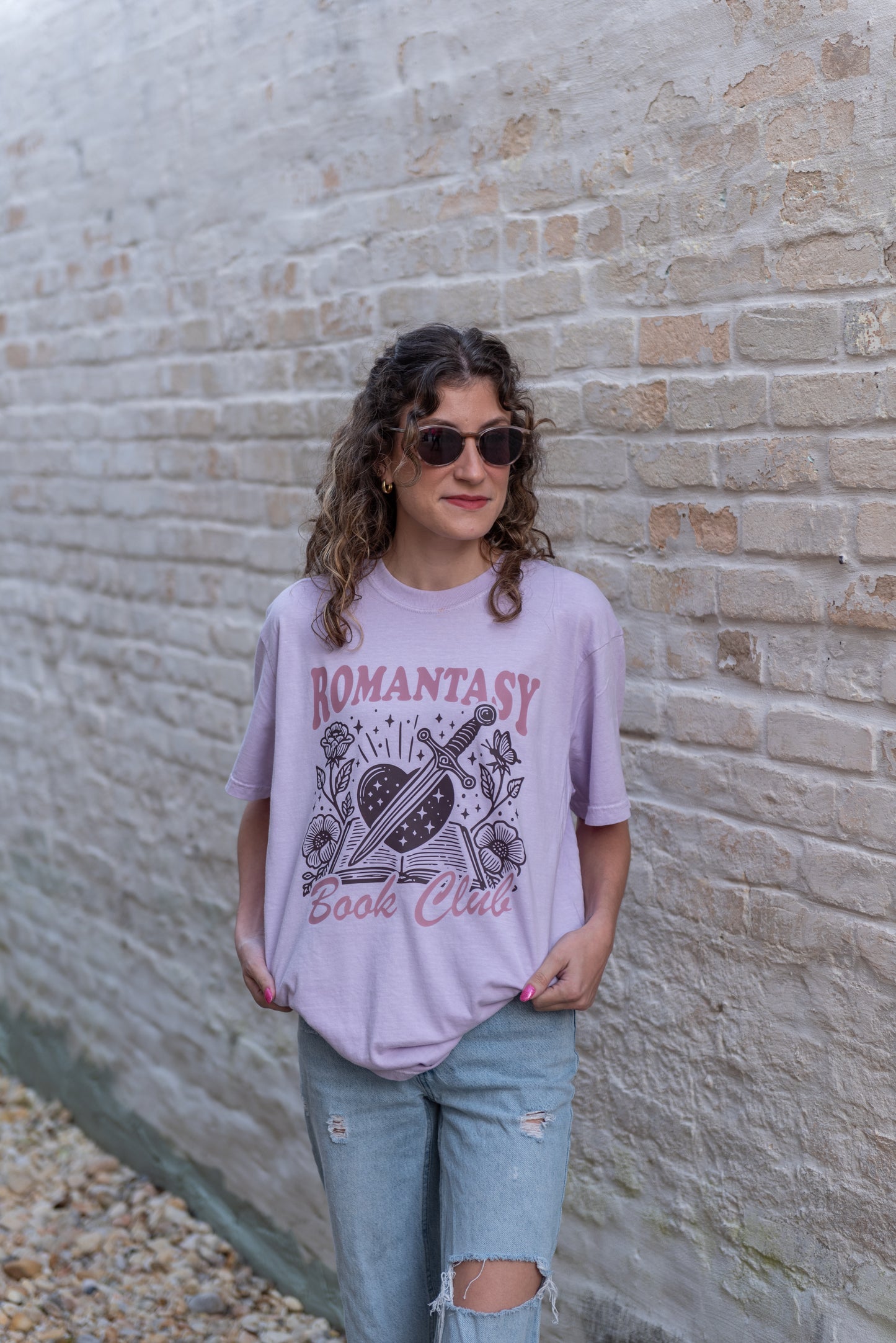Romantasy Book Club T Shirt