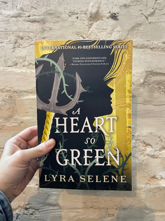 A Heart So Green by Lyra Selene (Book 3)
