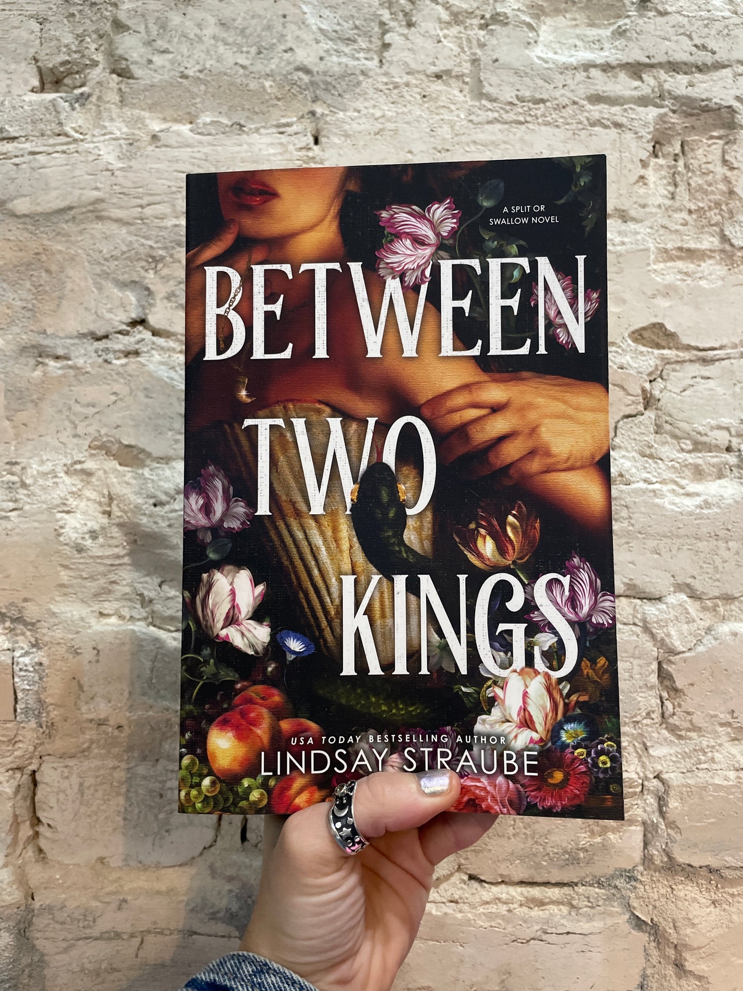 Between Two Kings (Deluxe Edition)